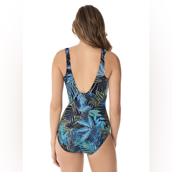 Miraclesuit Swimsuit - Tropical Print - NWT - Picture 3 of 3